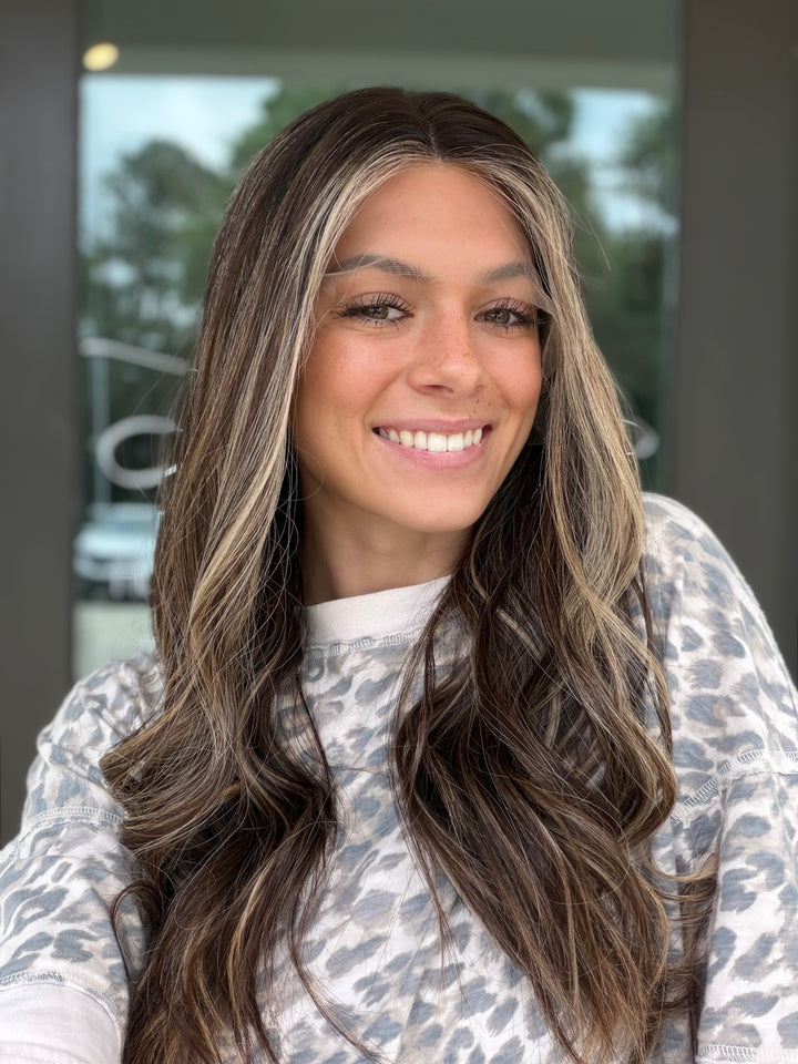 Stella (M) 22” Lace Top Wig