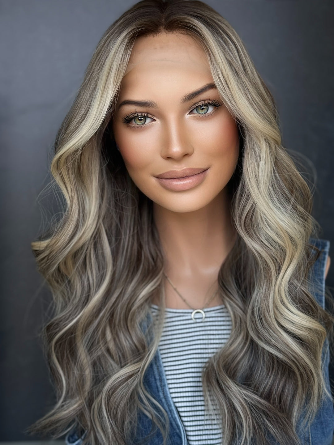 B2838 M 22” Lace Top Wig