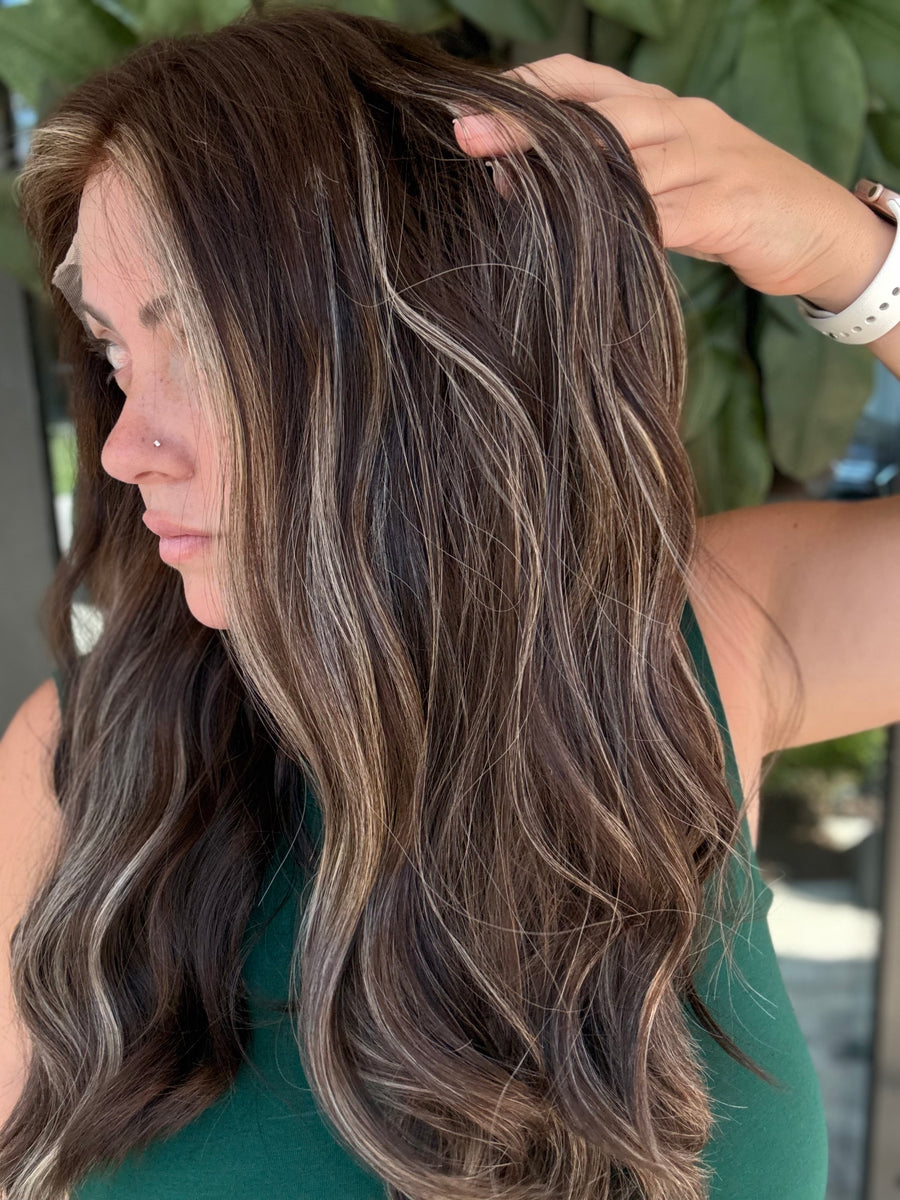 “4b2632” [M] 24” Lace Top Wig