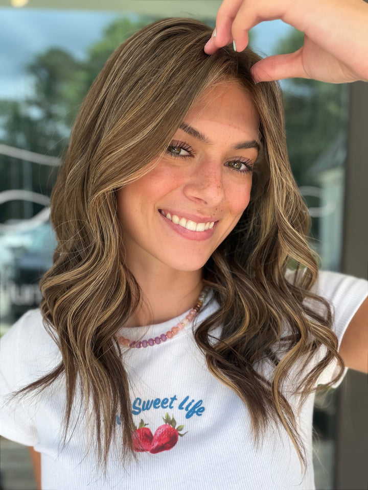 Etta (XS) 18” Lace Top Wig