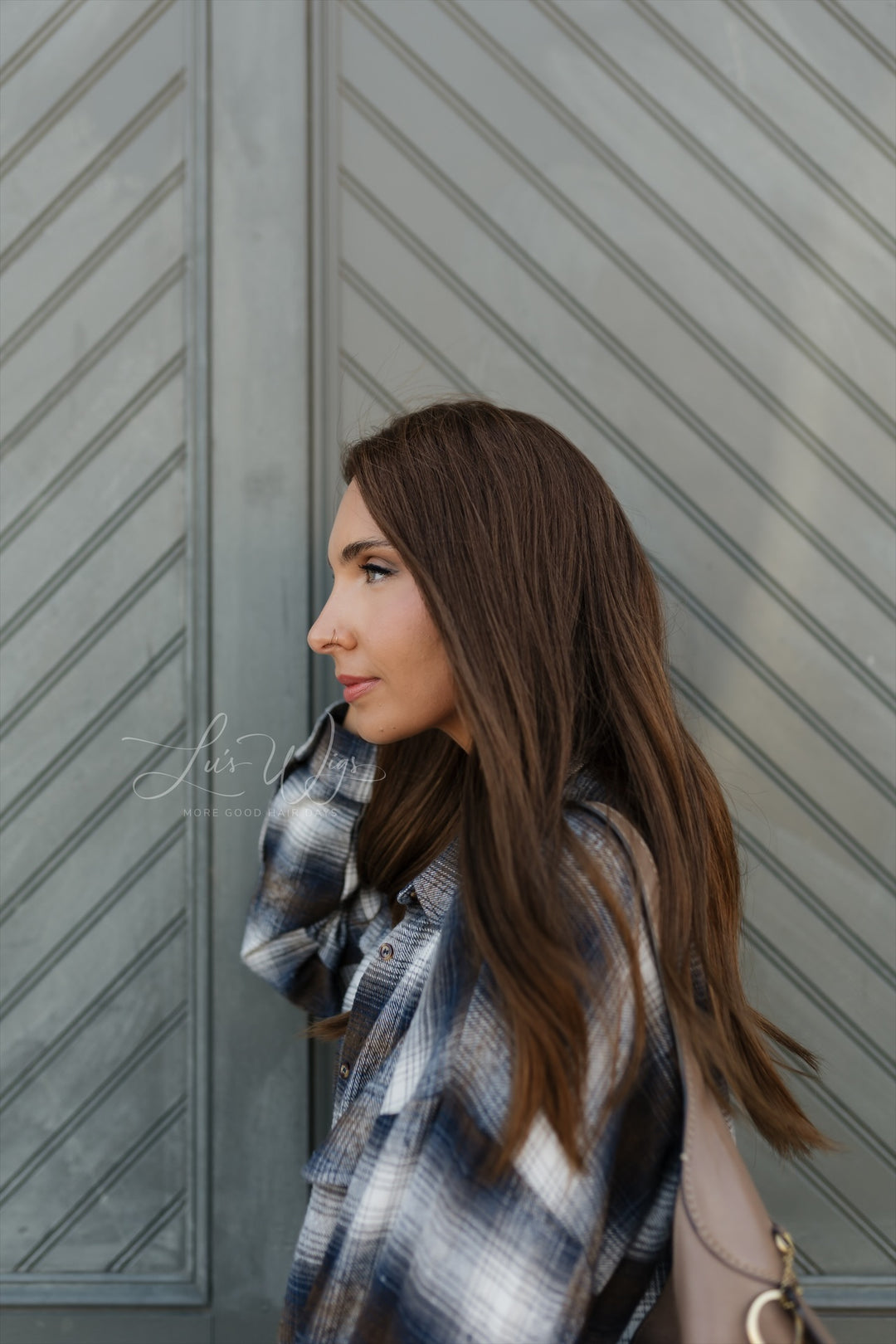 “Sienna” [M] 20” Glam Lace Top Wig