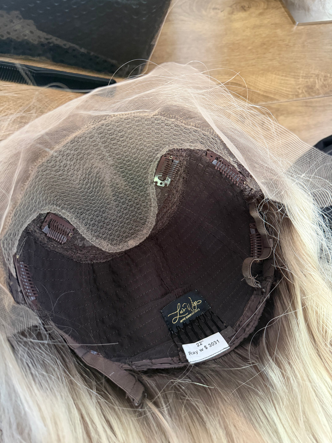 Ray 22” Lace Top Topper