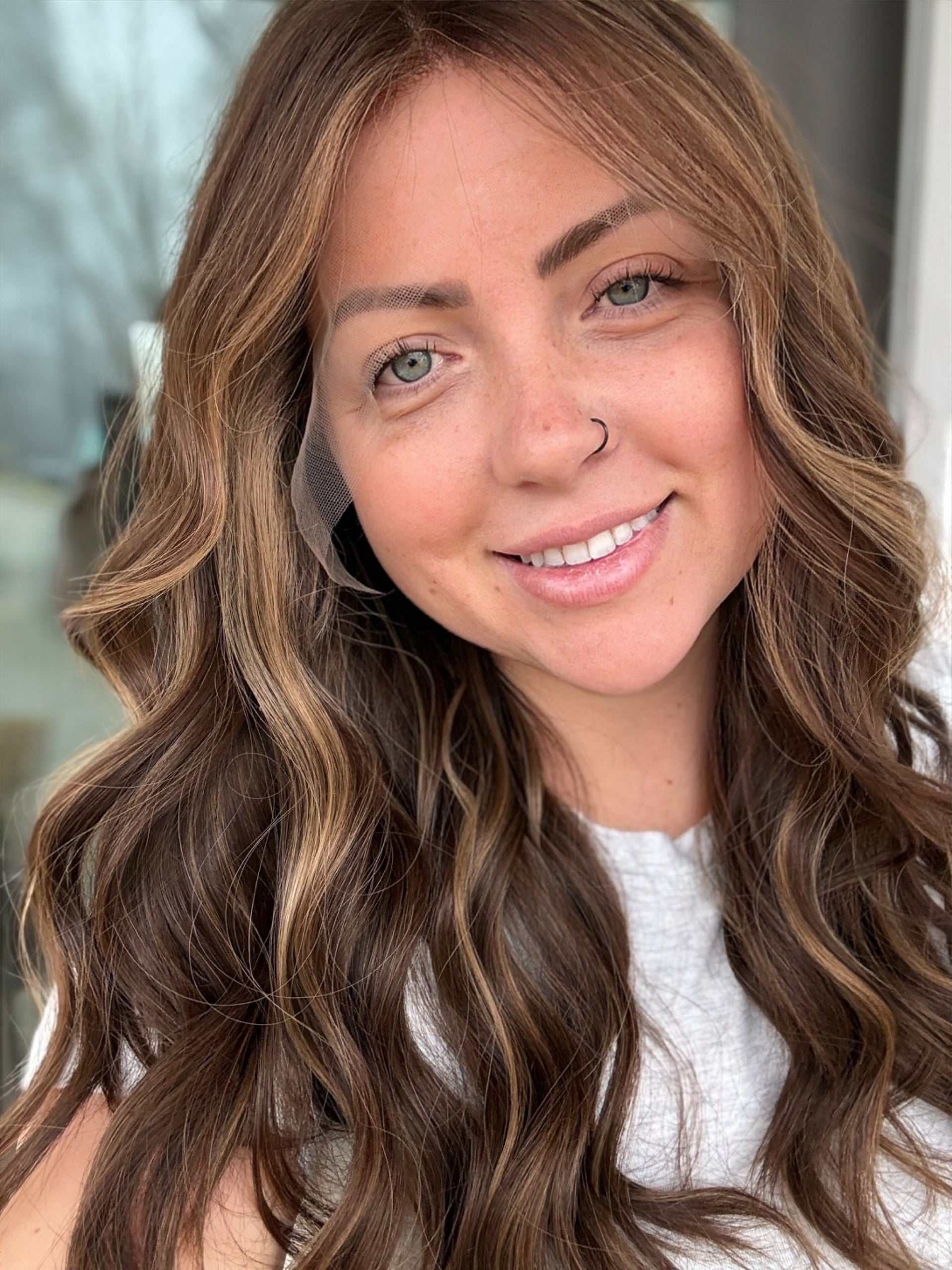 “Ella” [L] 22” Lace Top Wig