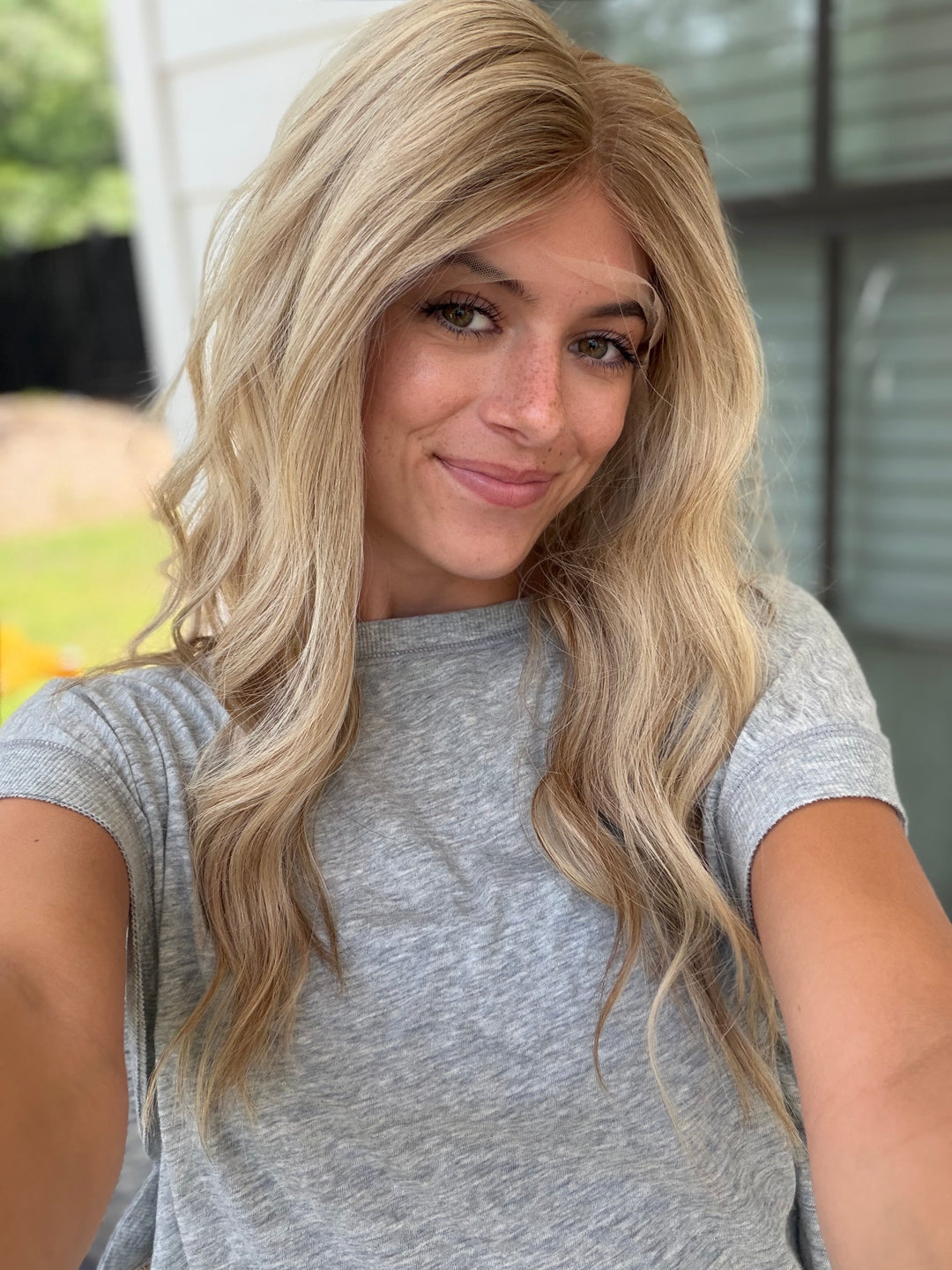 “Rachel” [M] 18” Lace Top Wig