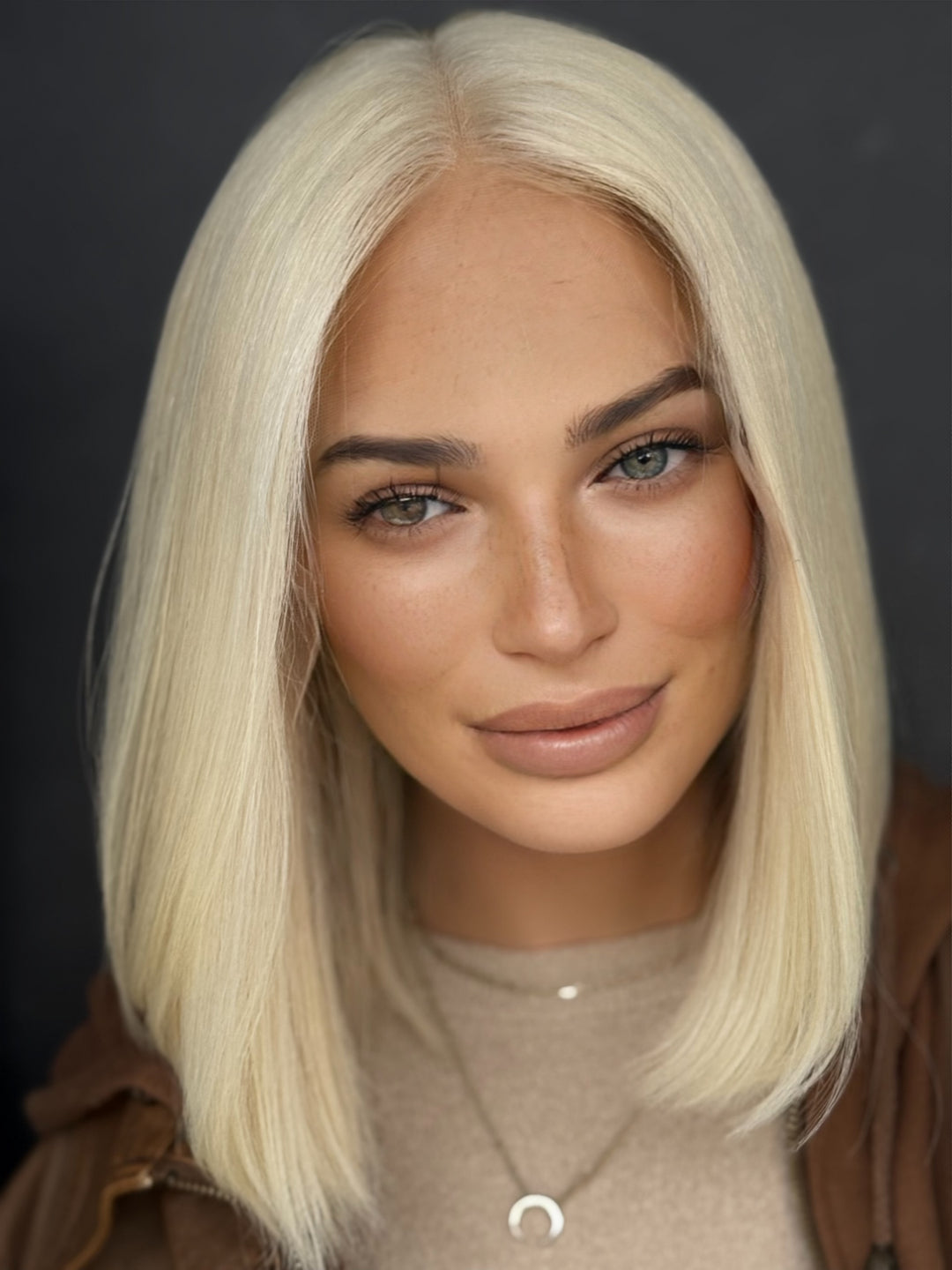 “Kim” [M] 12” Lace Top Wig