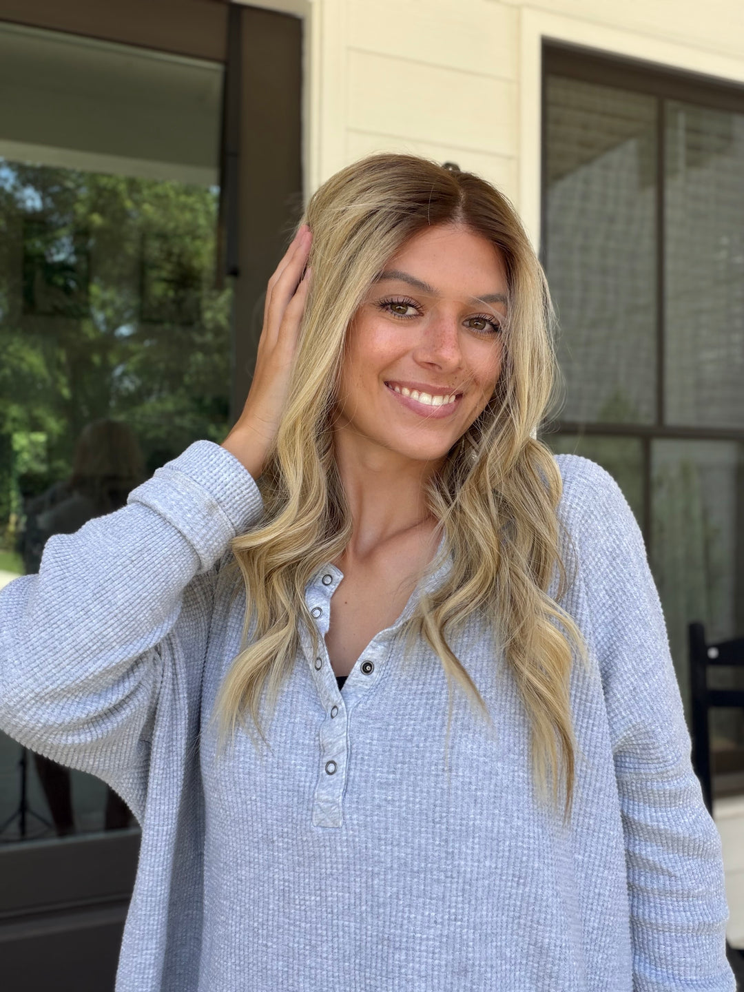 “B3014” (XS) 20” Lace Top Wig