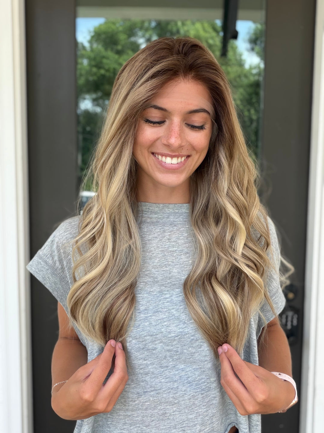 “B3009” (L) 24” Lace Top Wig
