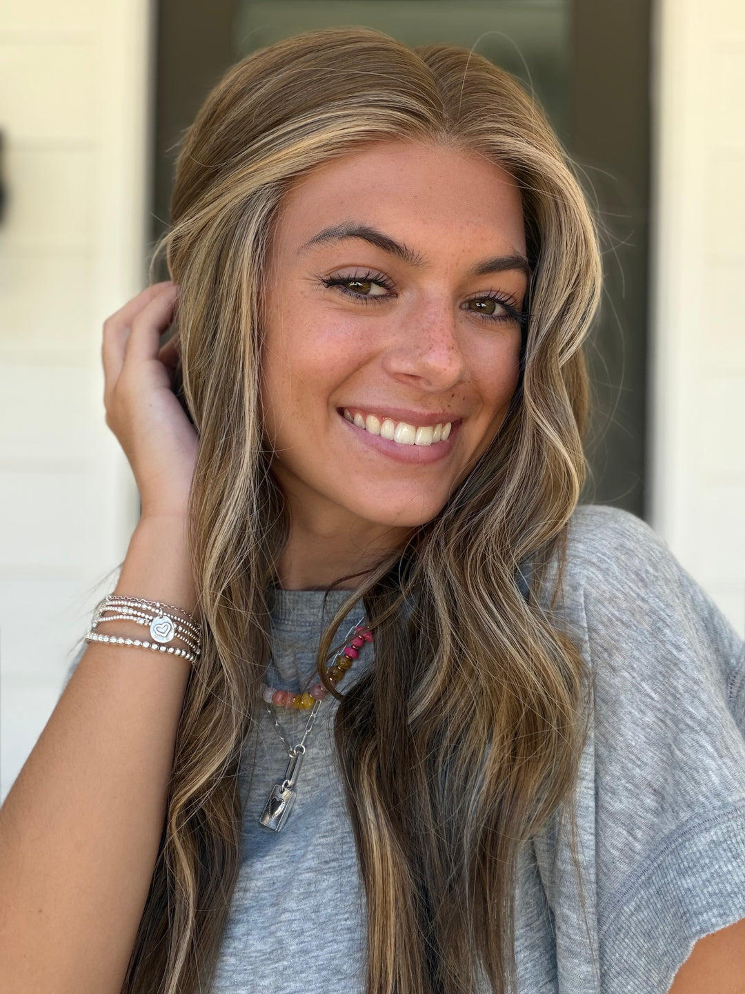 Raya (XS) 22” Lace Top Wig