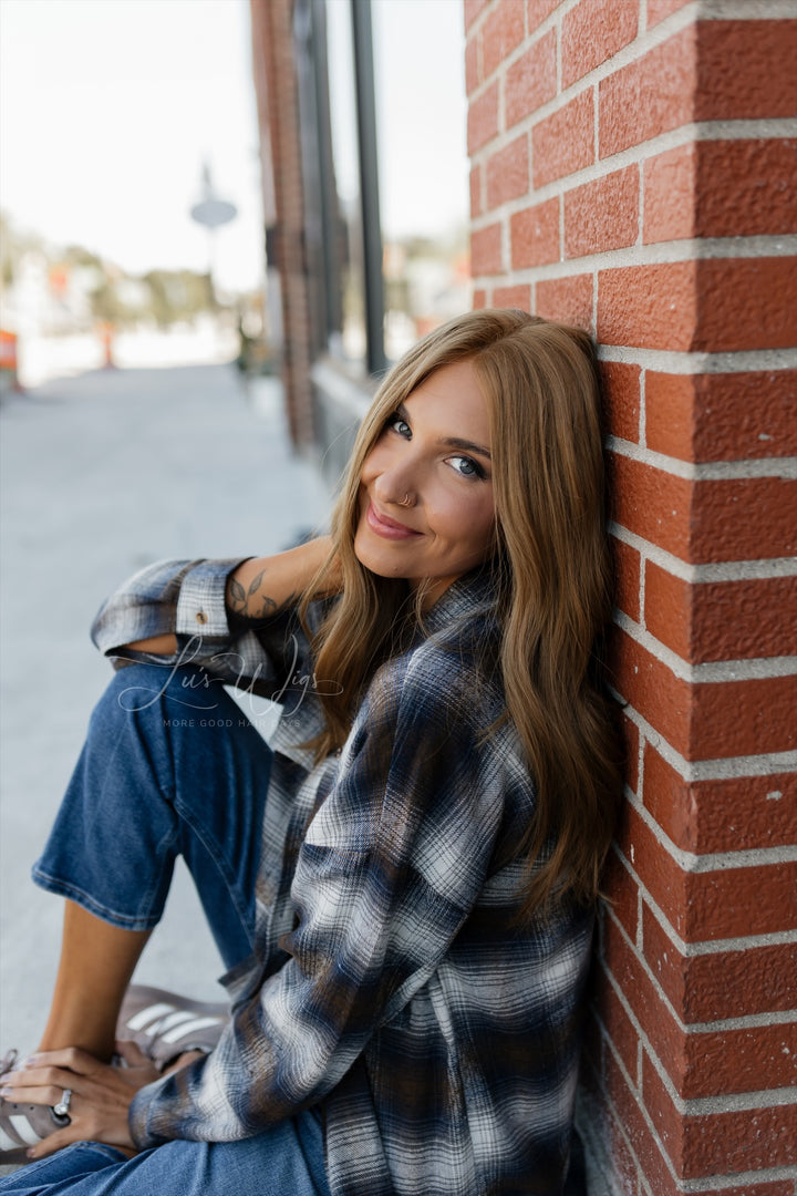 “Penny” [M] 20” Lace Top Wig