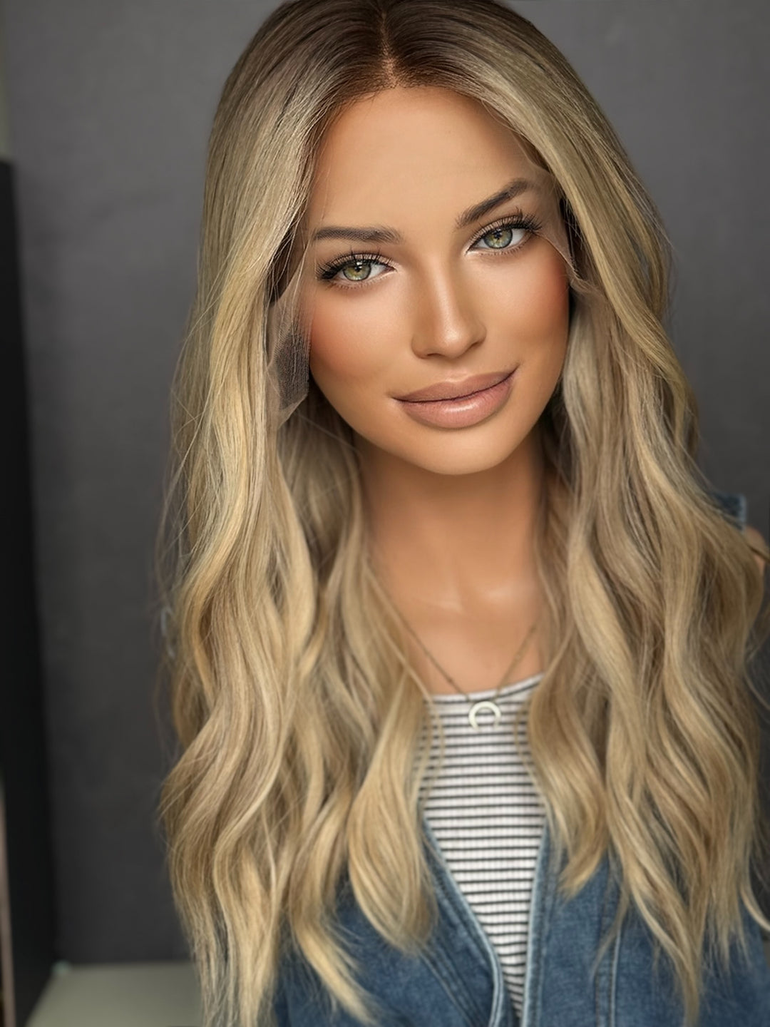 “Bentley” [M] 20” Lace Top Wig