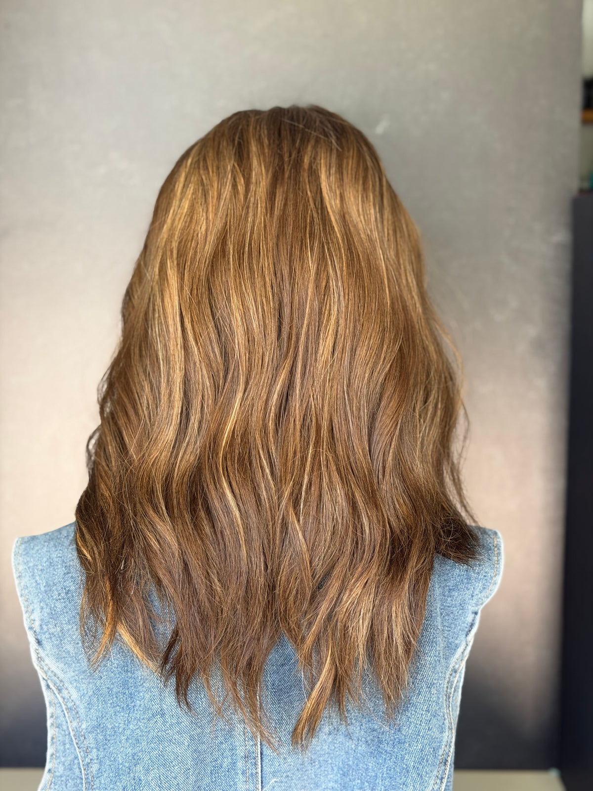 <b>Etta</b><br> <I>Signature Mongolian Collection</I> <br> 18” Lace Top Wig
