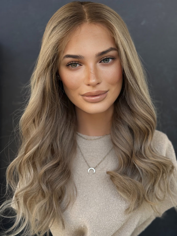 “Norah” 20” Glam Lace Top Wig