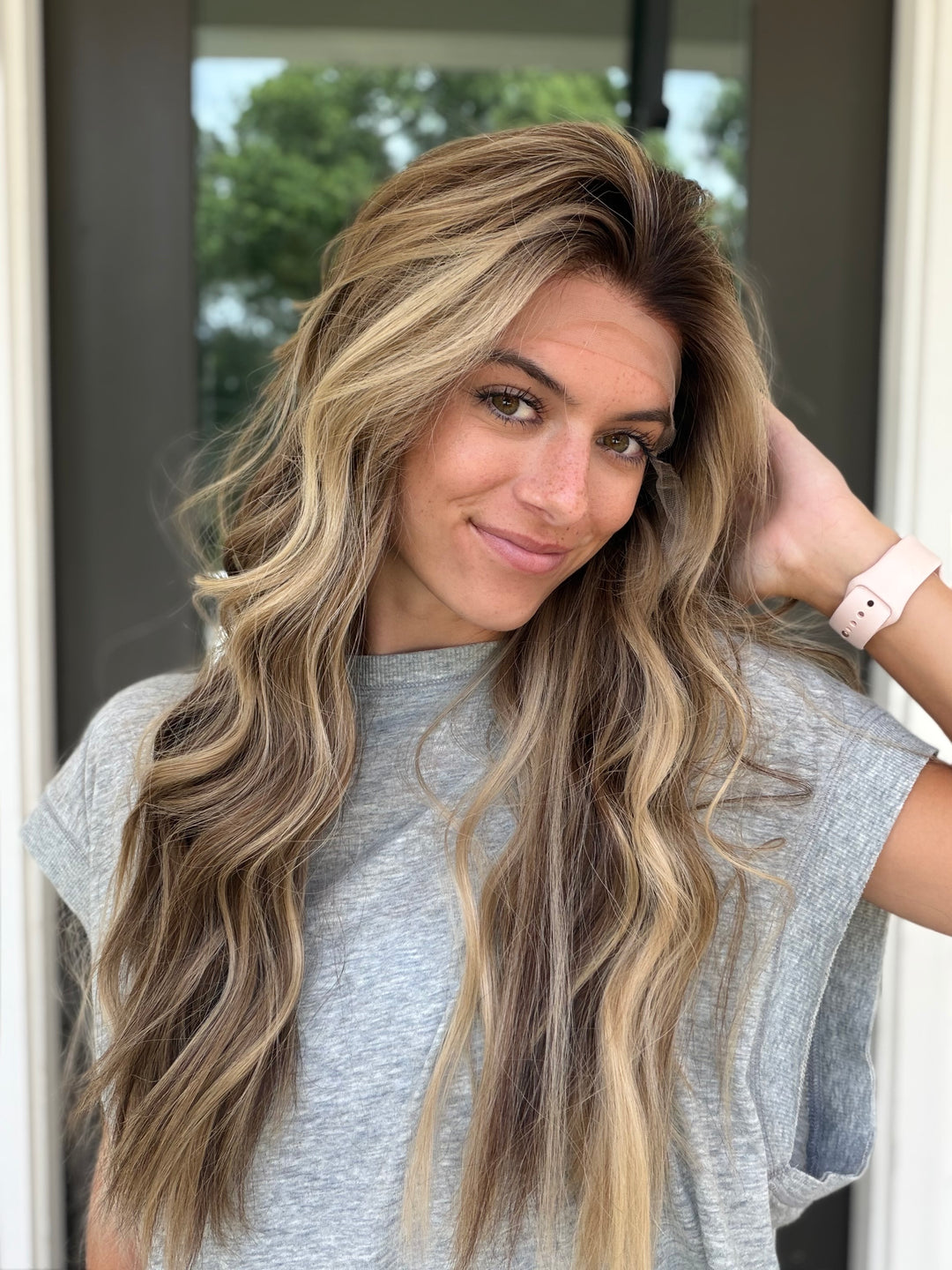 “B3007” (S) 24” Lace Top Wig