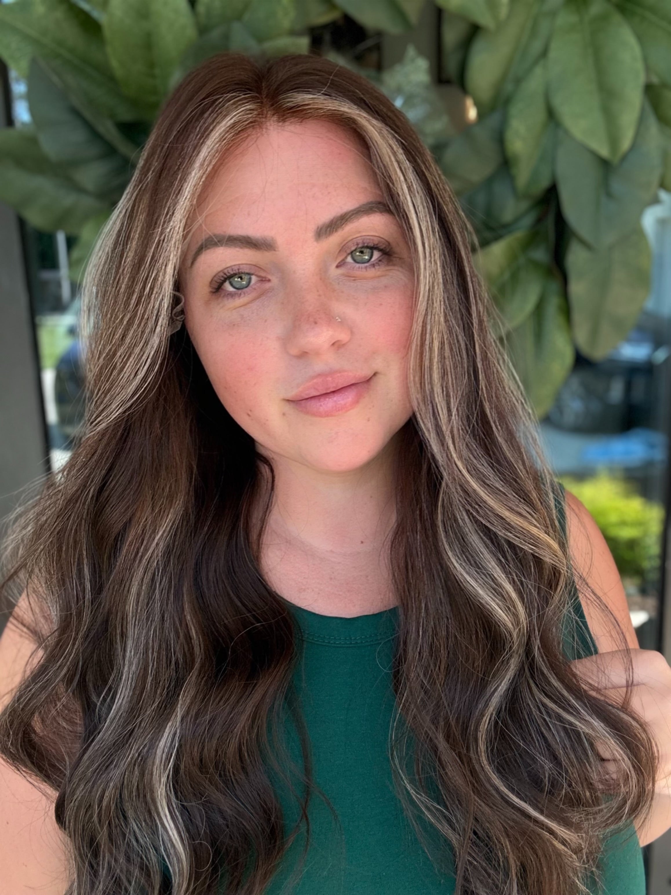 “4b2632” [M] 24” Lace Top Wig