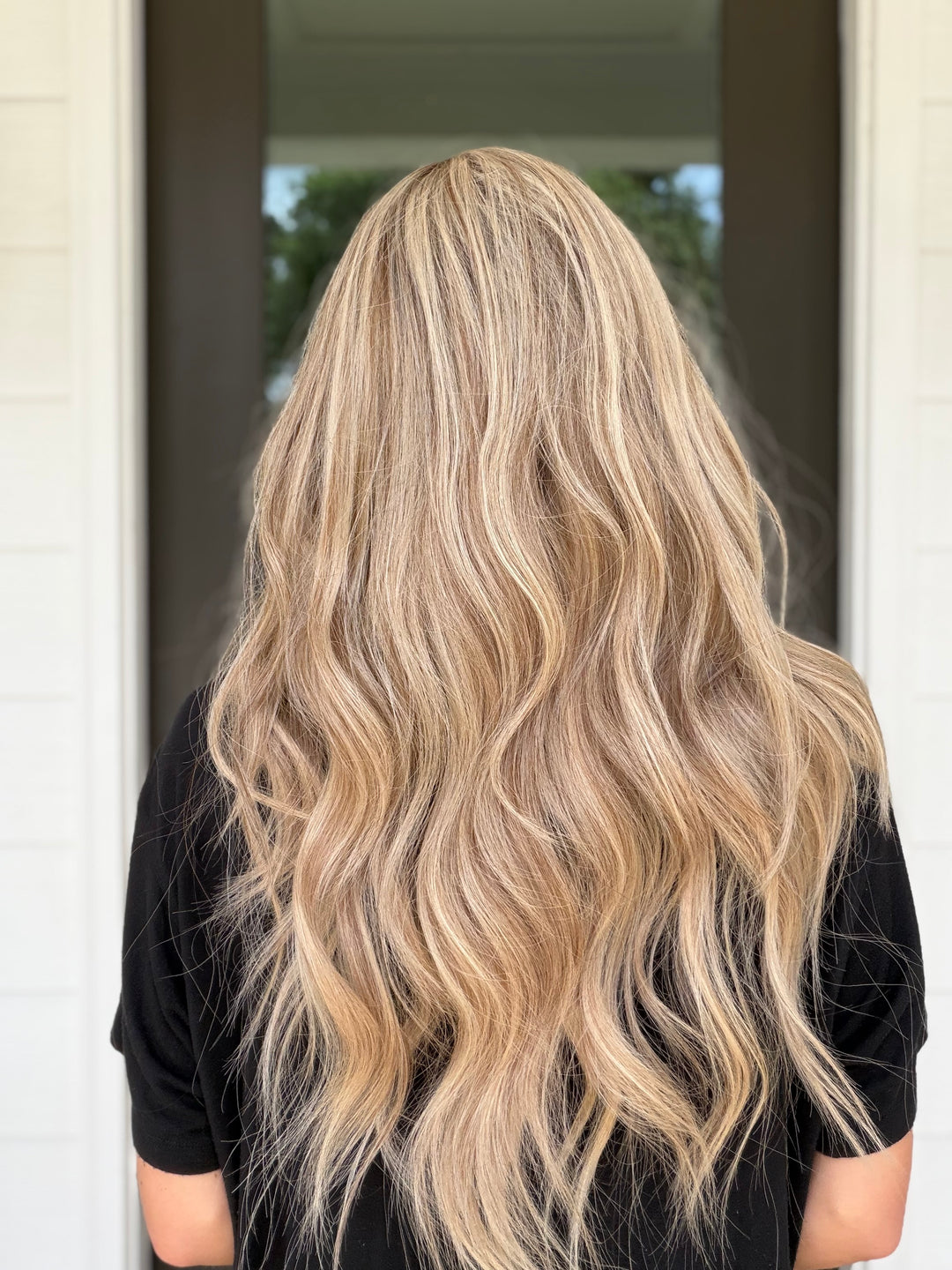 Erin (M) 22” Lace Front Silk Top Wig
