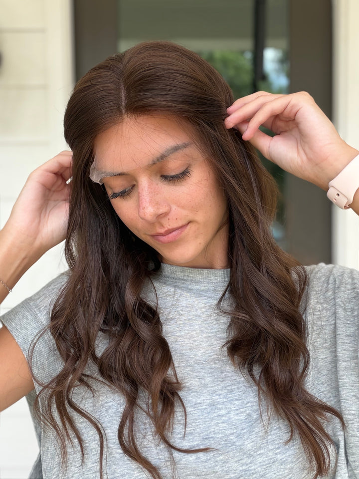 Bella [M] 20” Euro Lace Top Wig