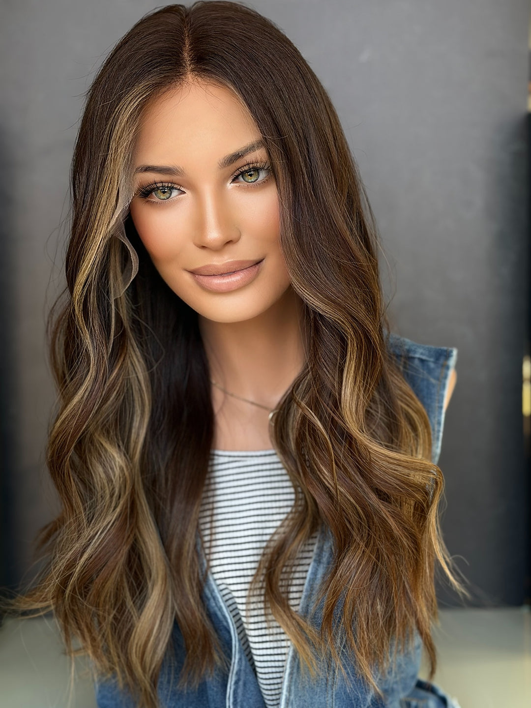 "Gracie" 22" [M] Lace Top Wig