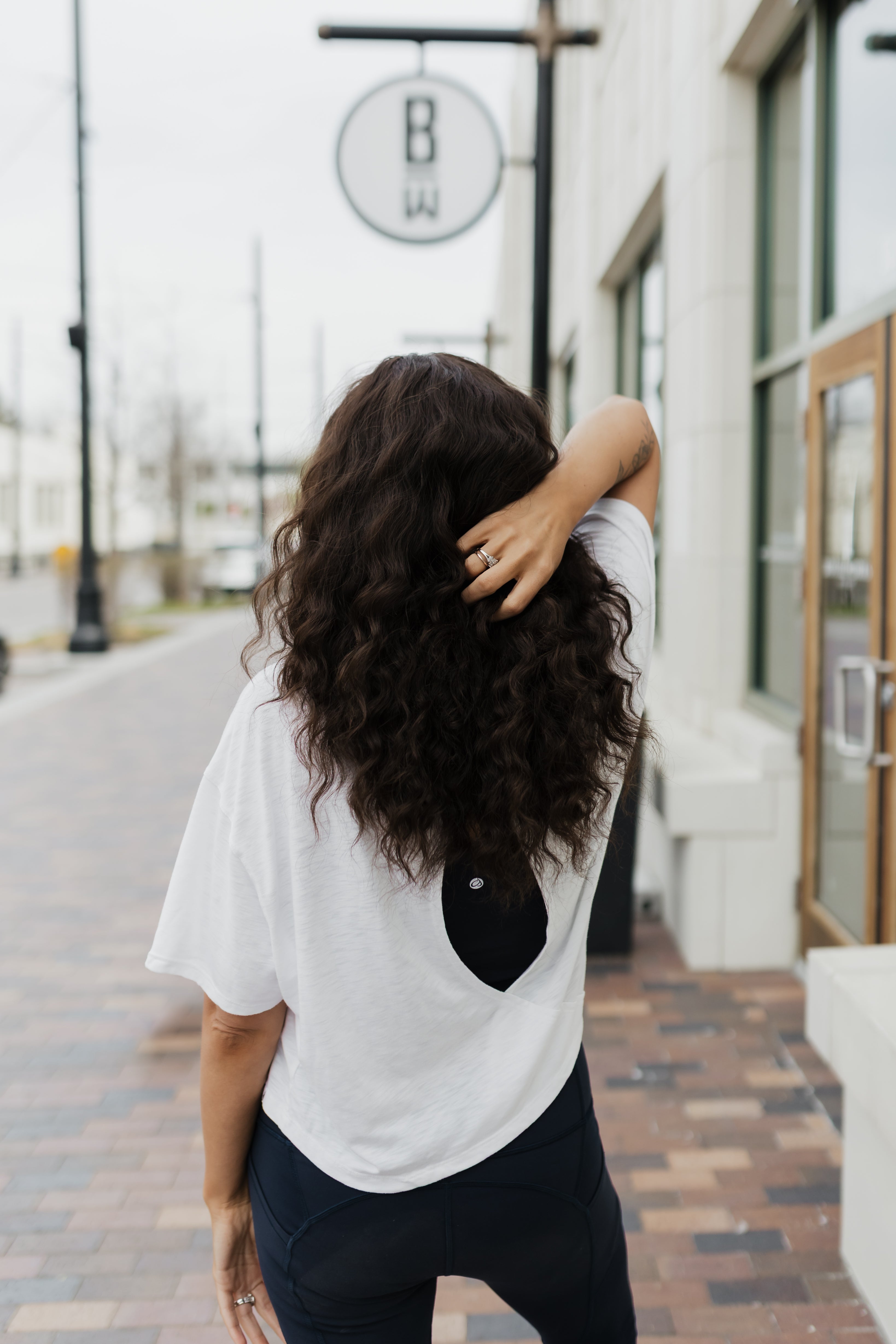 “Wavy Stephanie” Everyday Headband Wig [M] 22”