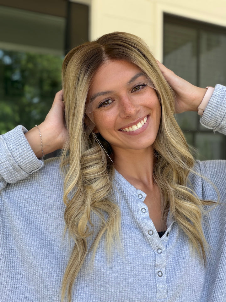 “B3014” (XS) 20” Lace Top Wig