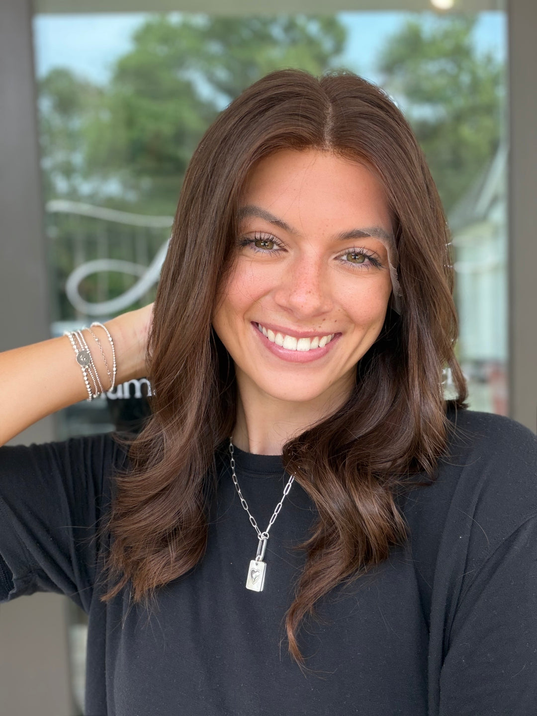 Bella (M) 18” Lace Top Wig