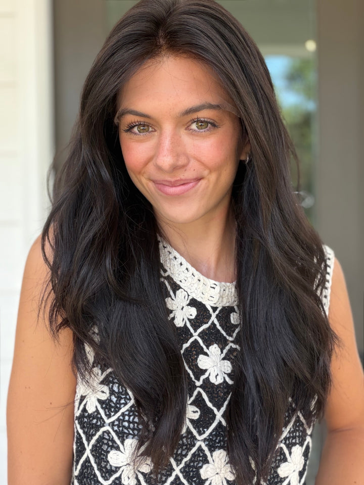 “Jordyn” [m] 22” Lace top wig