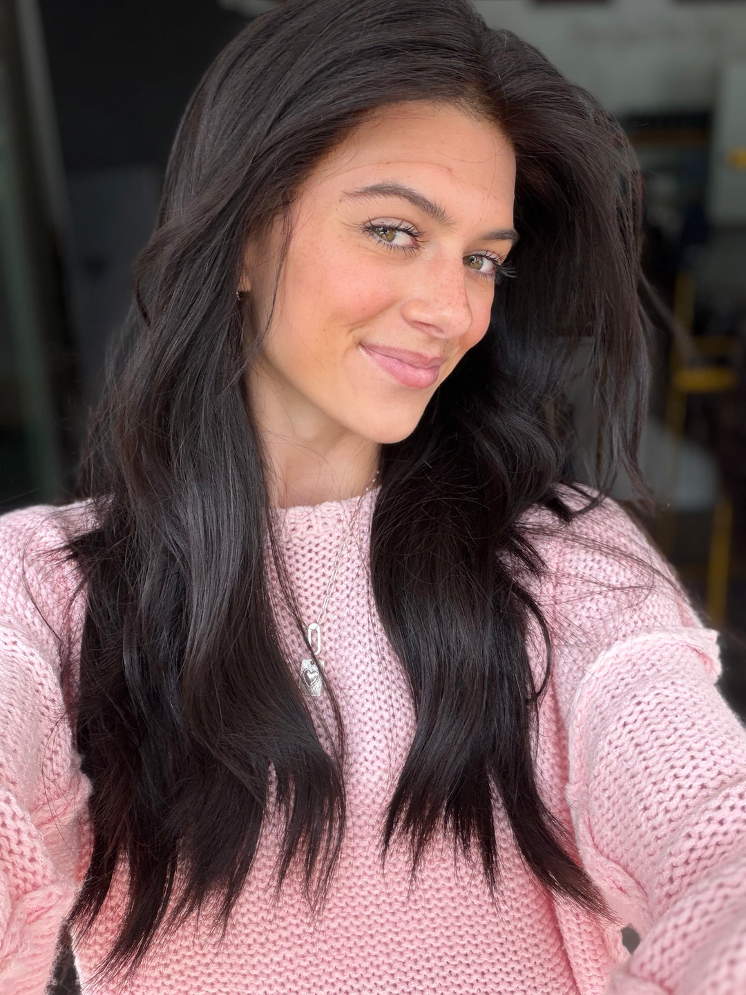 “Jordyn” [m] 22” Lace top wig