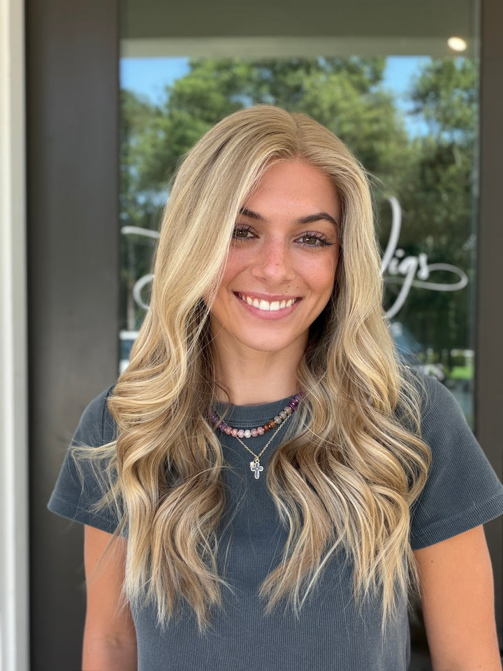 Anniston (XS) 22” Lace Top Wig