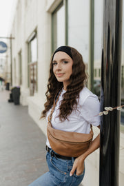 “Wavy Grace” Everyday Headband Wig [M] 22”