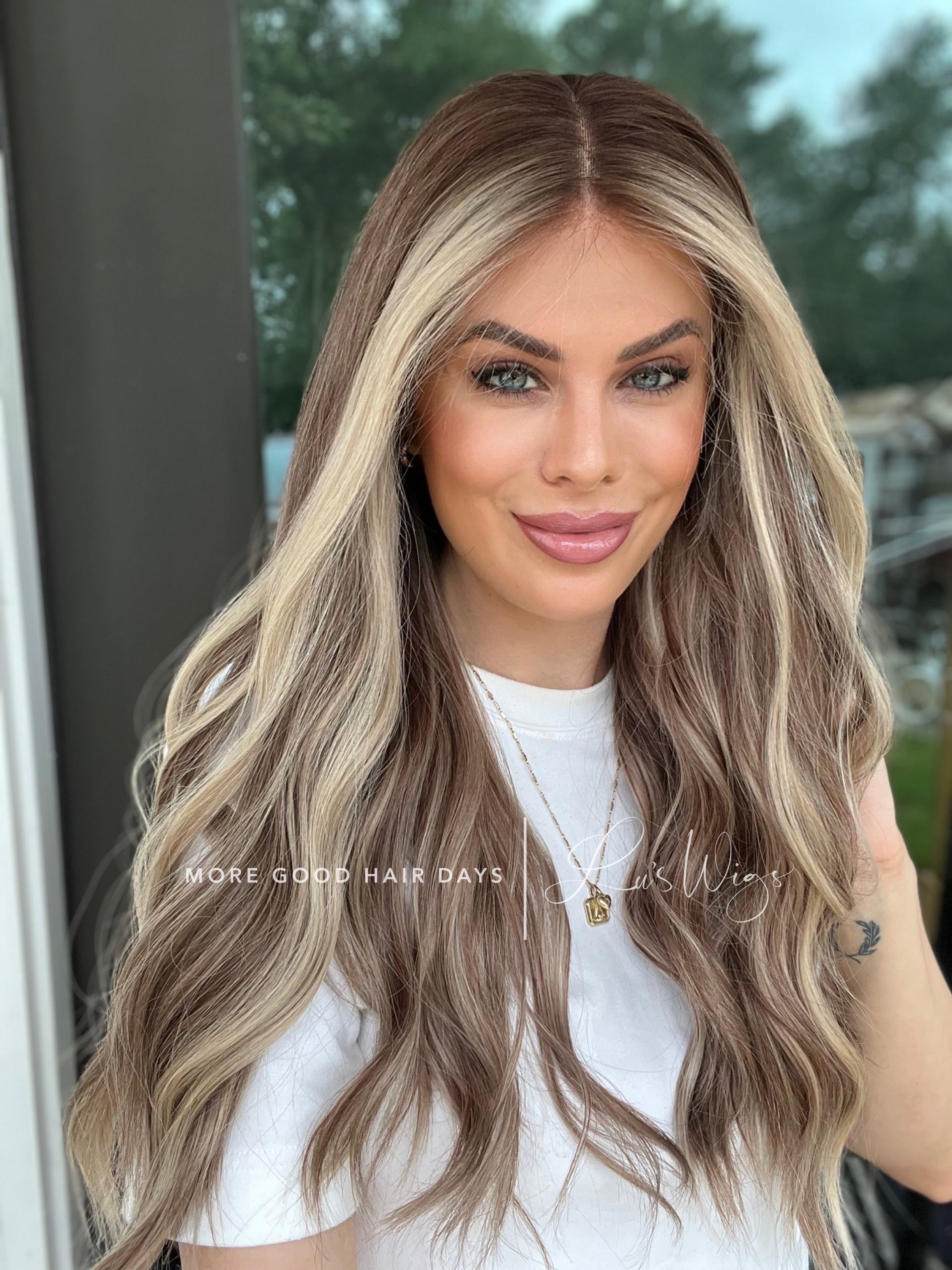 “B2297” [S] 24” Lace Top Wig With Cotton Liner