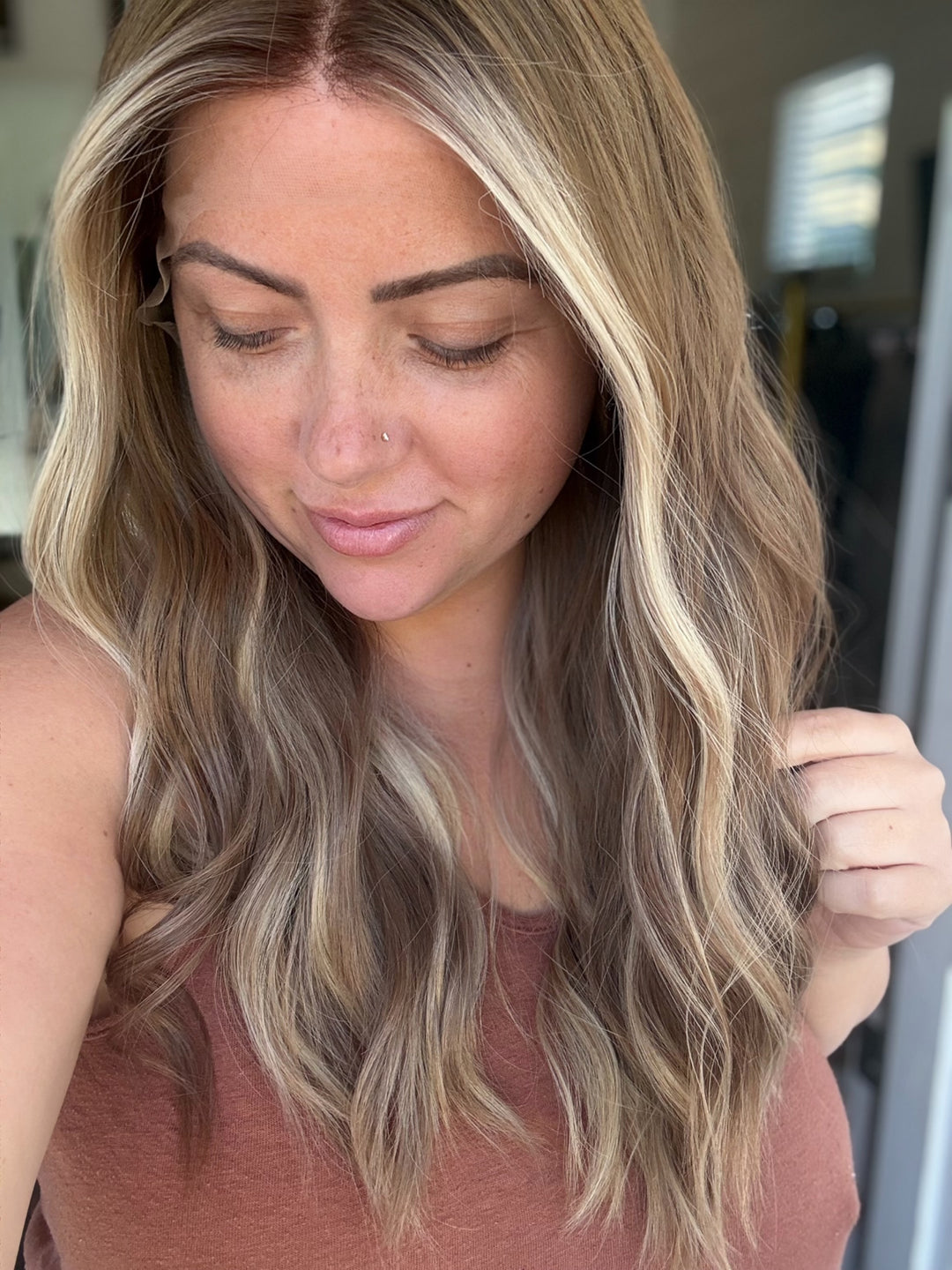 “B3005” [L] 22” Lace top wig