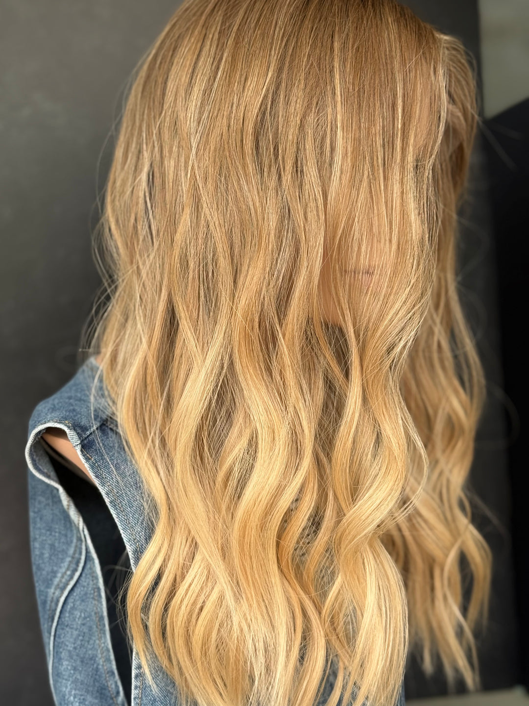 “Champagne smoke” [M] 21” Lace top wig