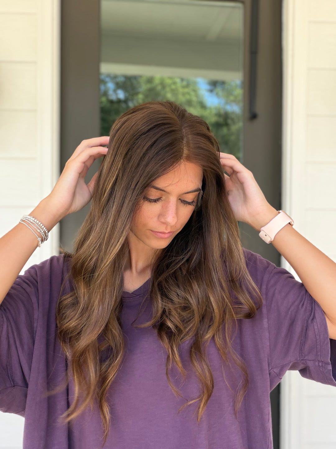 Lauren with highlight (L) 20” Lace Top Wig