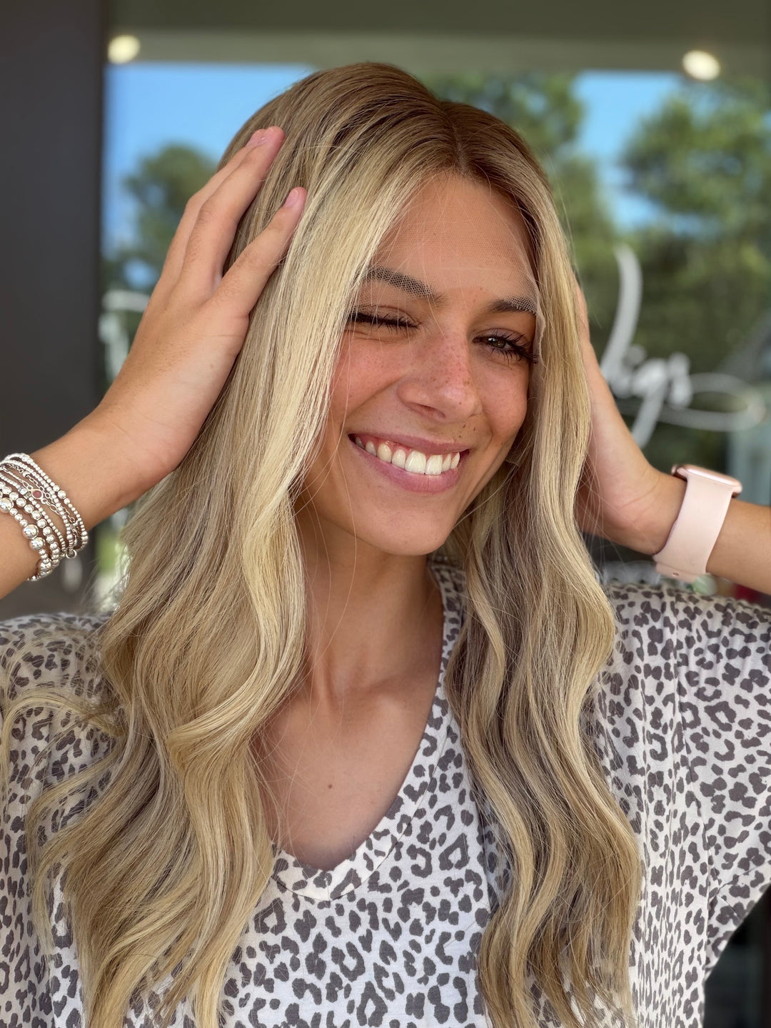 “Bentley” [M] 20” Lace Top Wig
