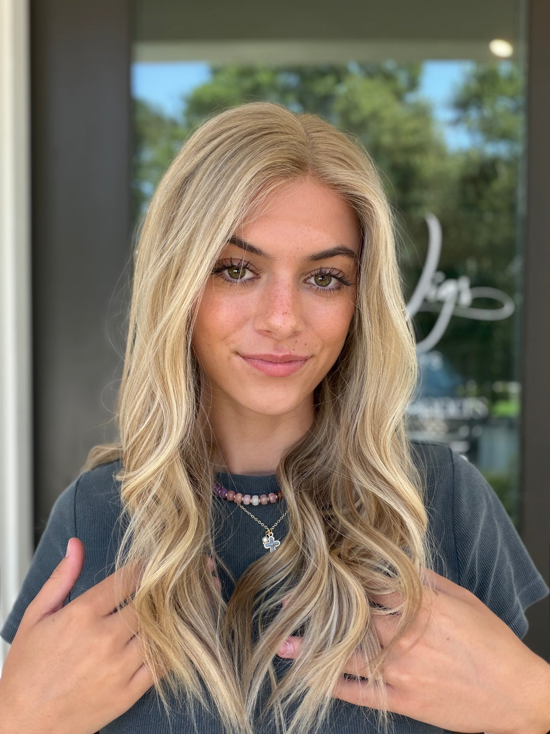 Anniston (XS) 22” Lace Top Wig