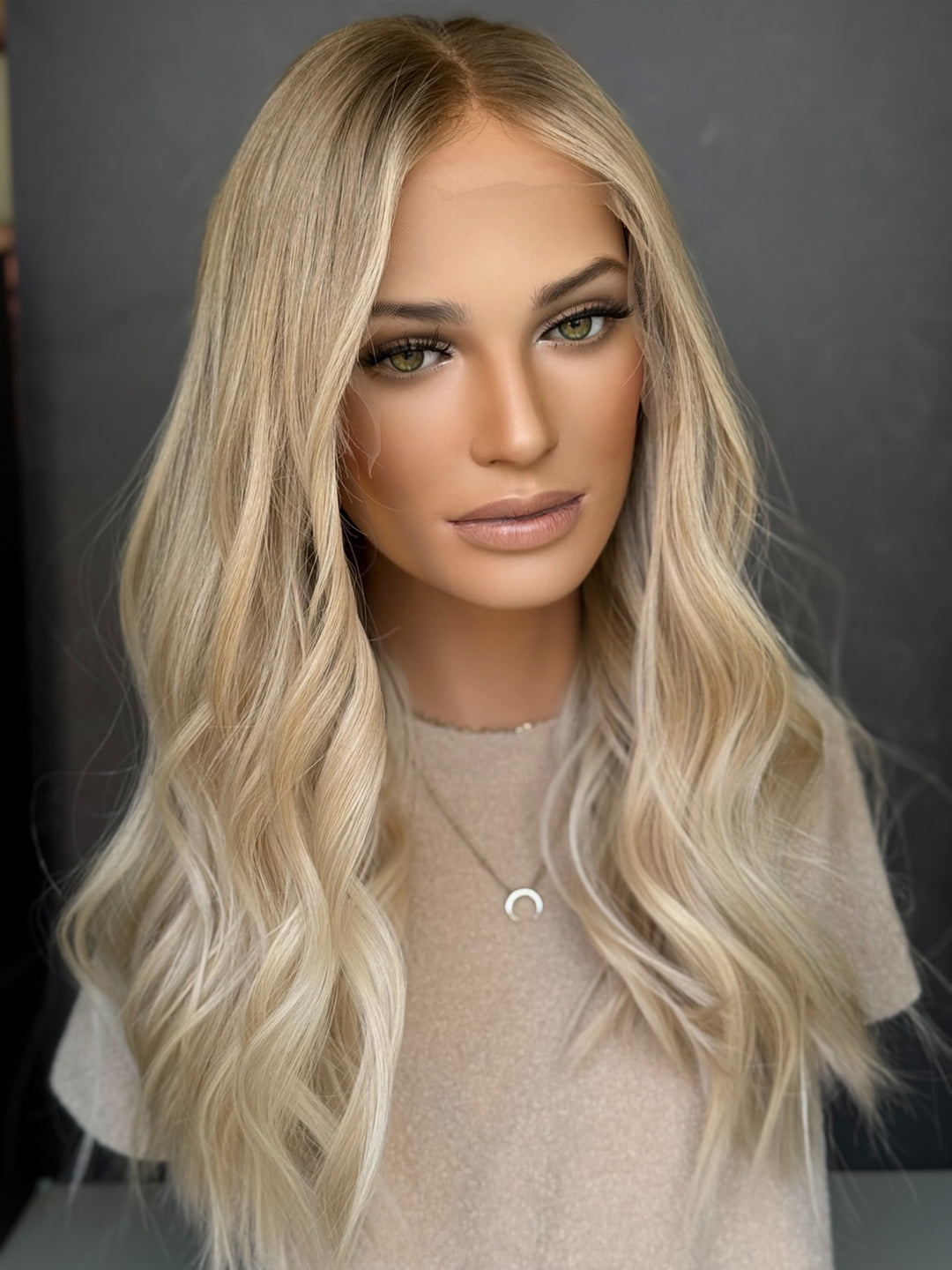 “Daisy” [S] 21” Lace Top Wig