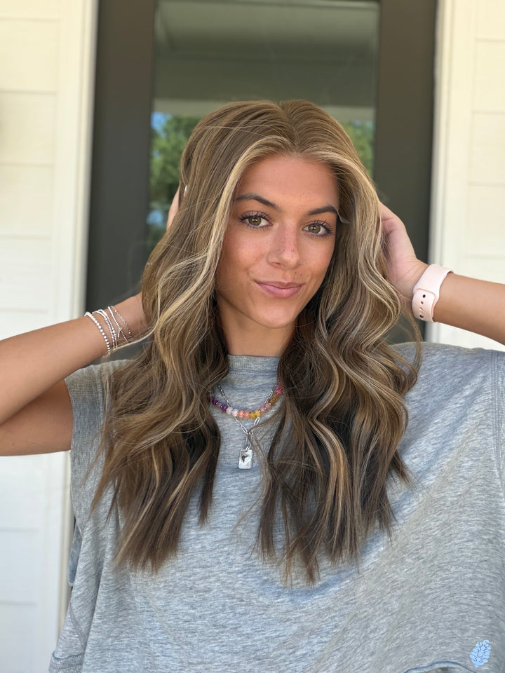 Raya (XS) 22” Lace Top Wig