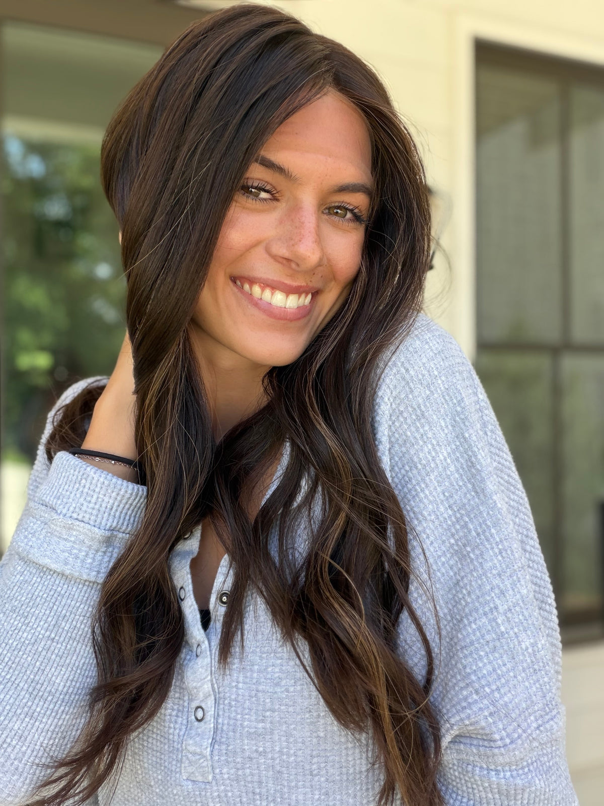 <b>K669</b><br><u>M</u> <br> <l>Classic European Collection</l> <br> 22” Lace Top Wig