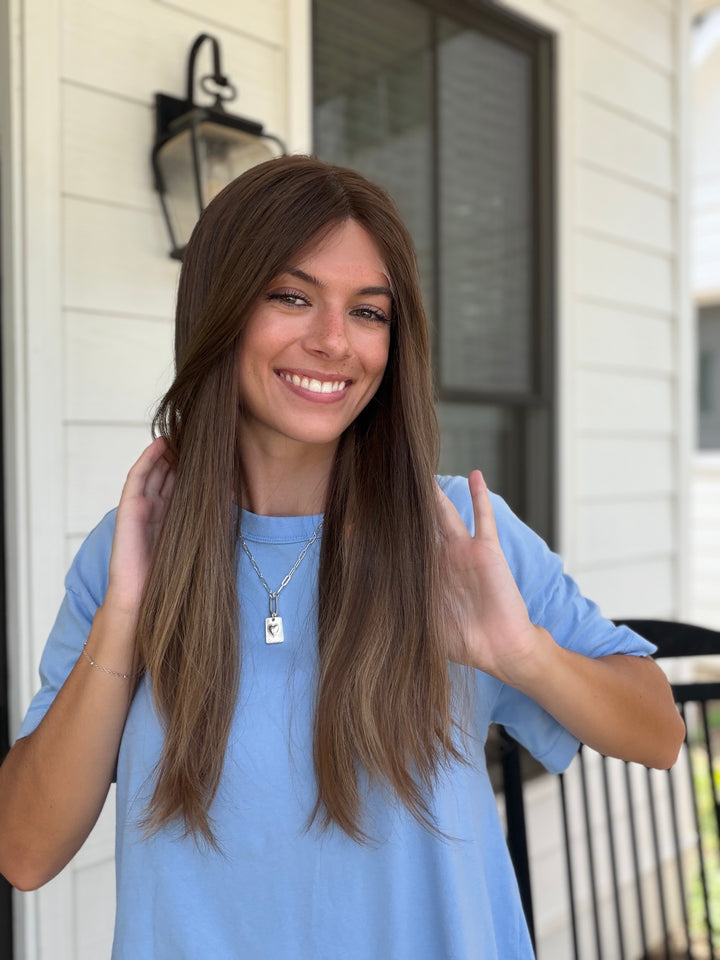 Beverly (M) 24” Lace Top Wig