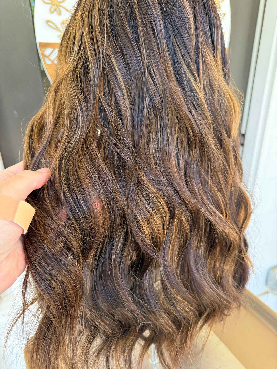 “3B2705” [S] 22” Lace Top Wig