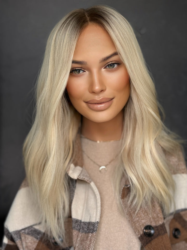 “Bombshell” [M] 18” Lace Top Wig