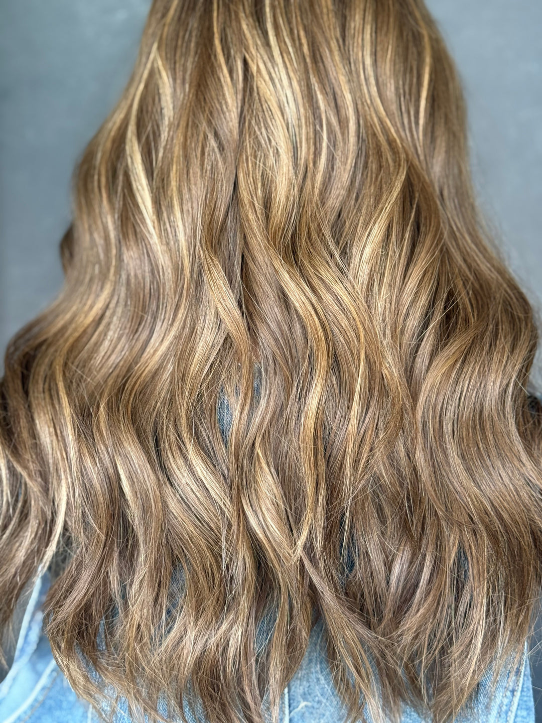 “Etta” 20” [L] lace top wig