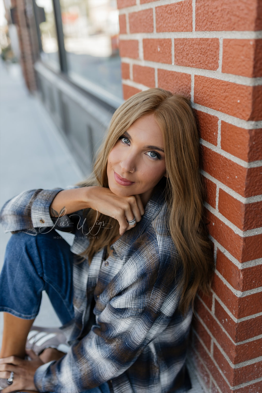 “Penny” [M] 20” Lace Top Wig