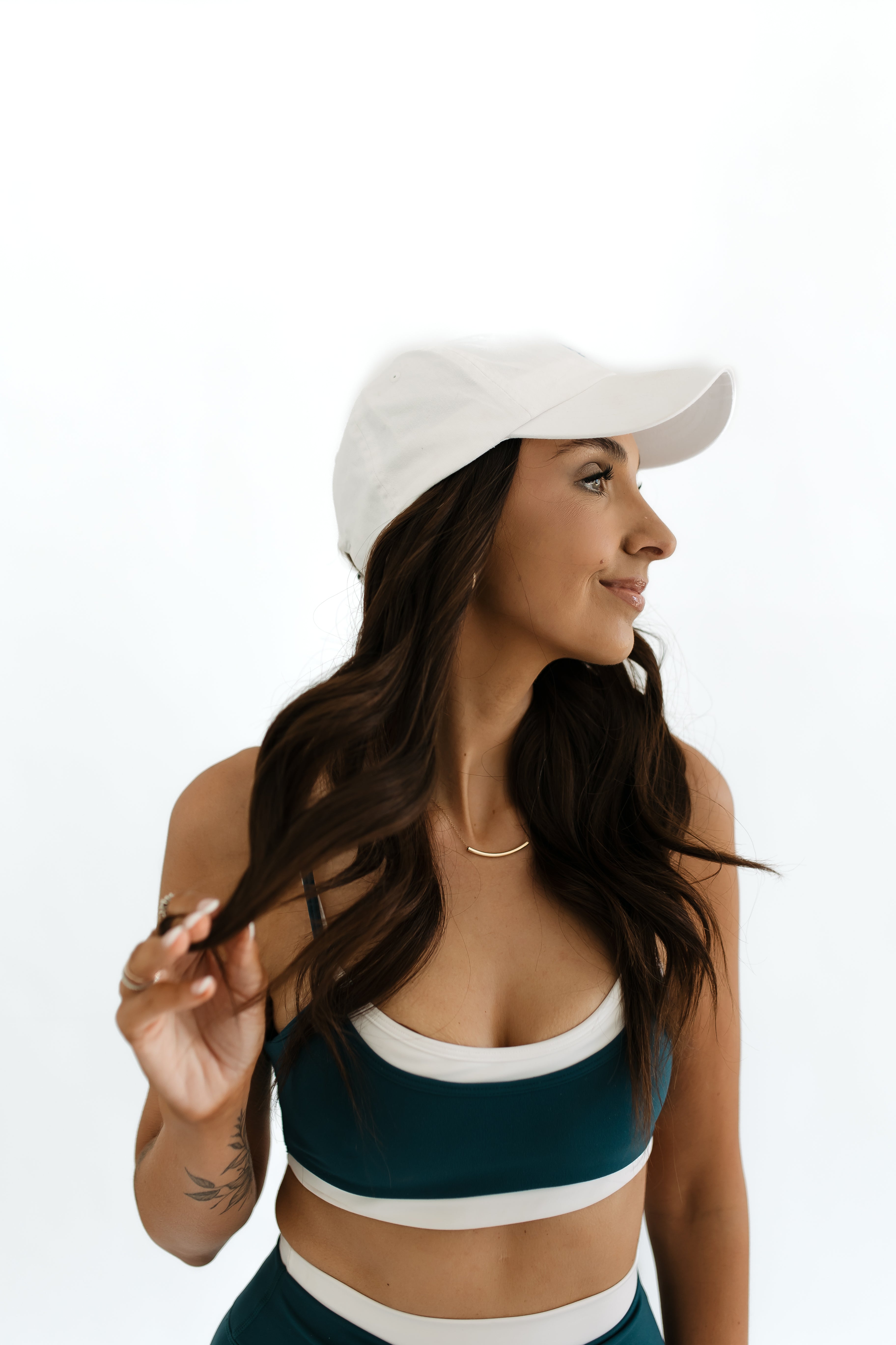“Veronica” Hat Wig