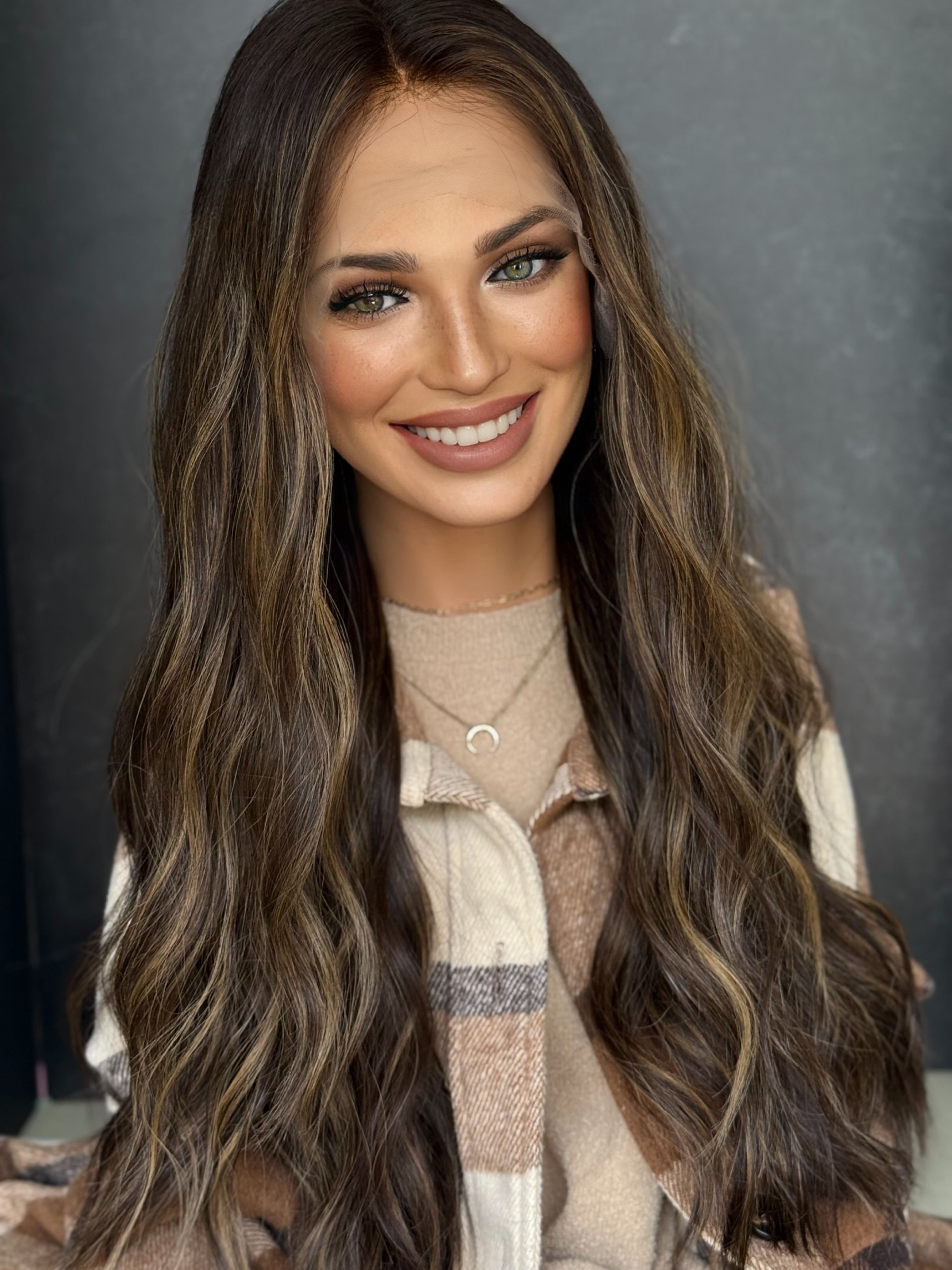 “3B2704” [L] 24” Lace Top Wig