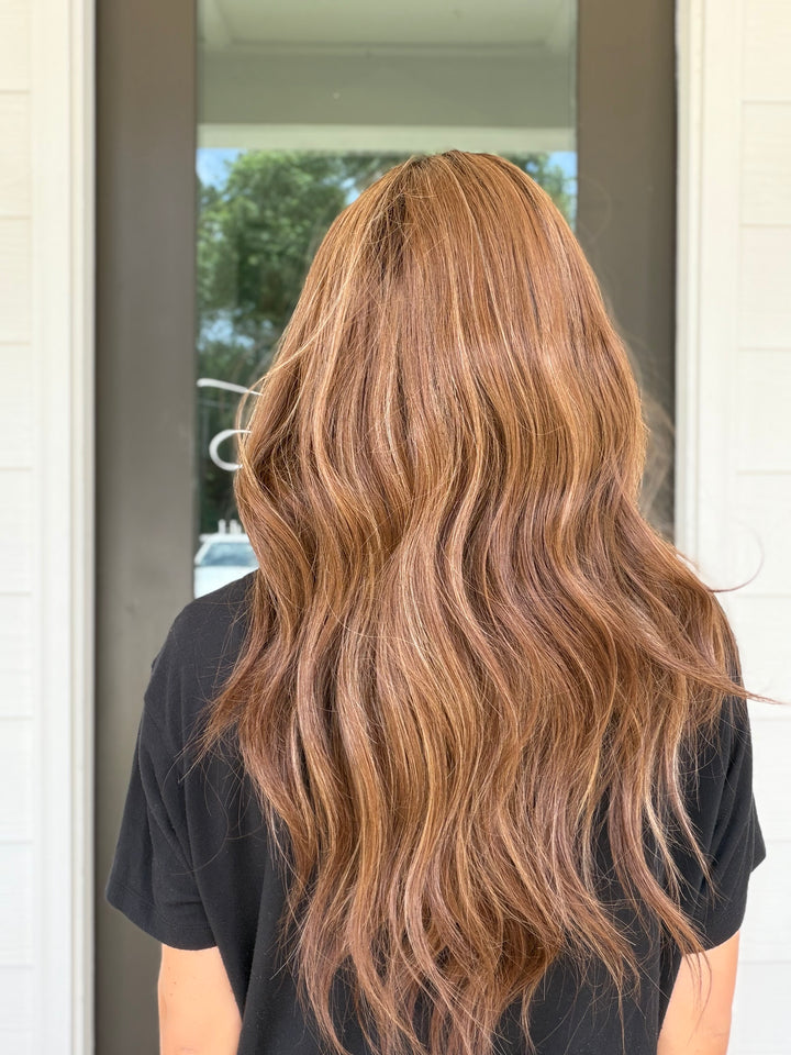 Kathy (M) 22” Lace Front Silk Top Wig