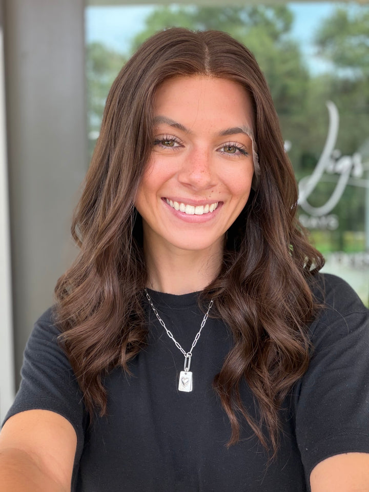 Bella (M) 18” Lace Top Wig