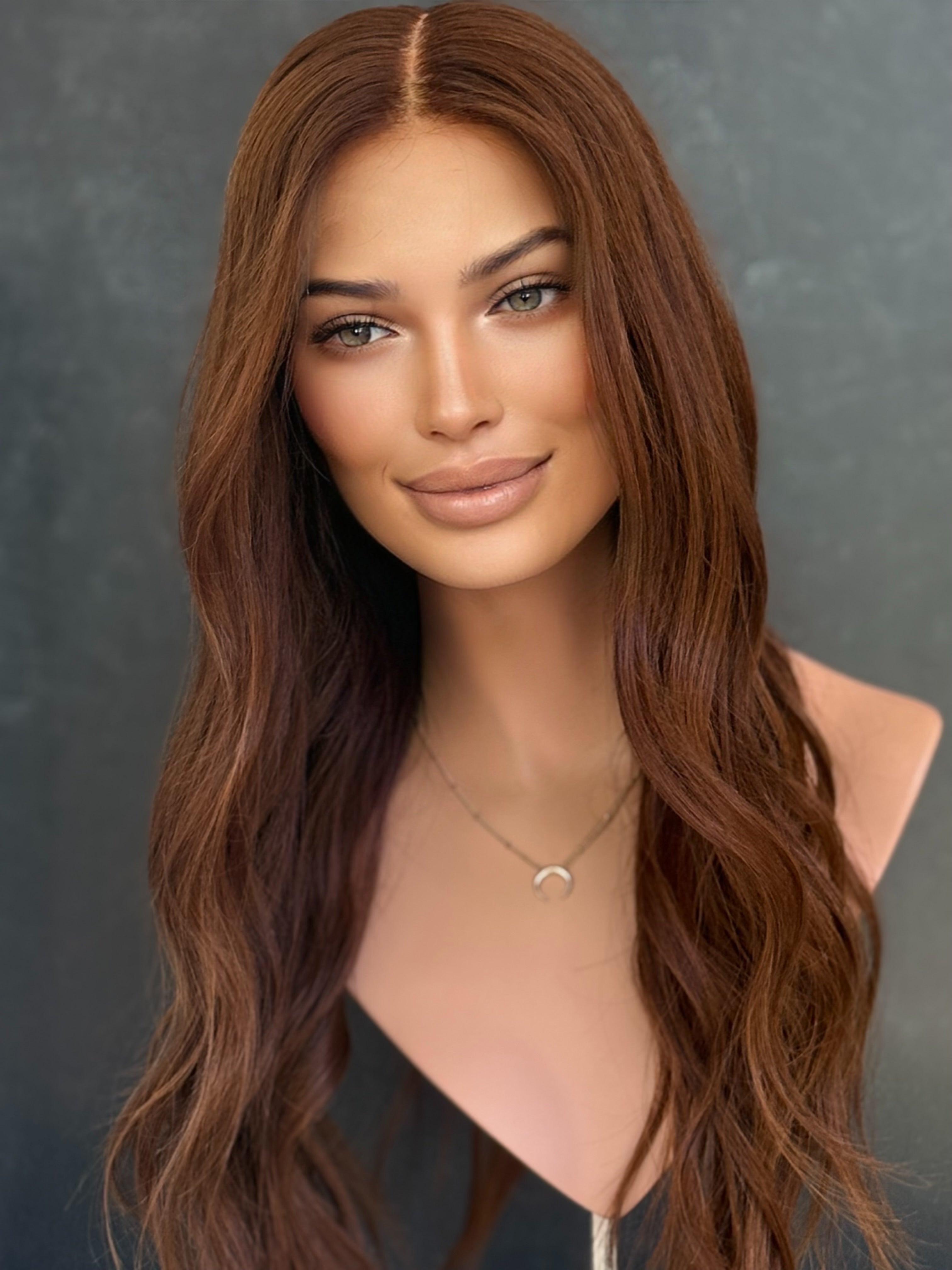 Zoey [M] 22” Glam Collection Wig