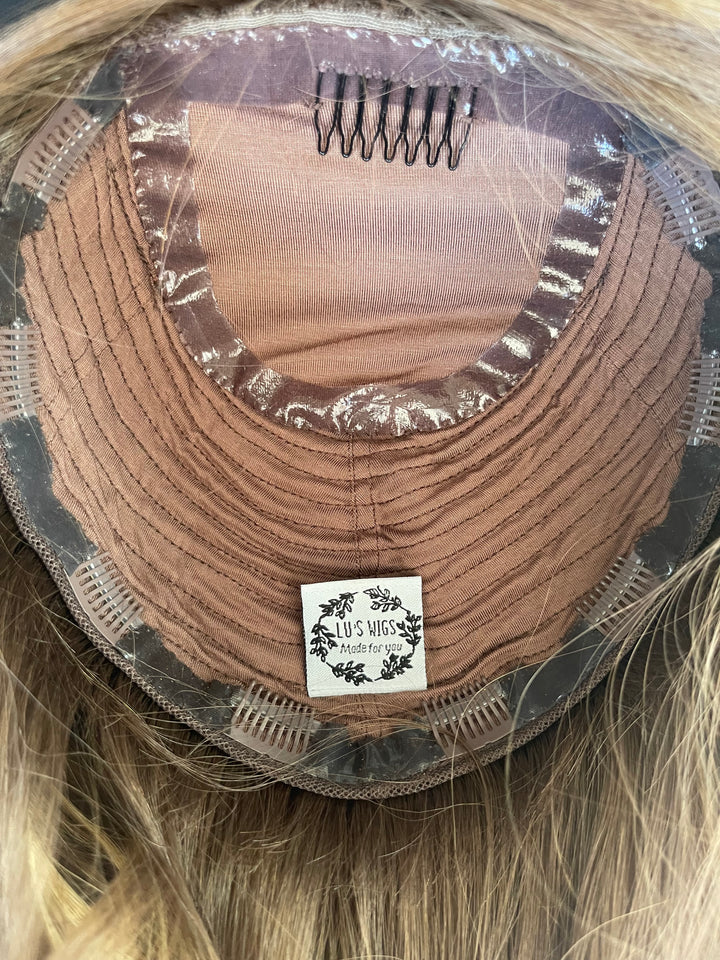 Tiffani [9x9] 18” Silk Top Topper