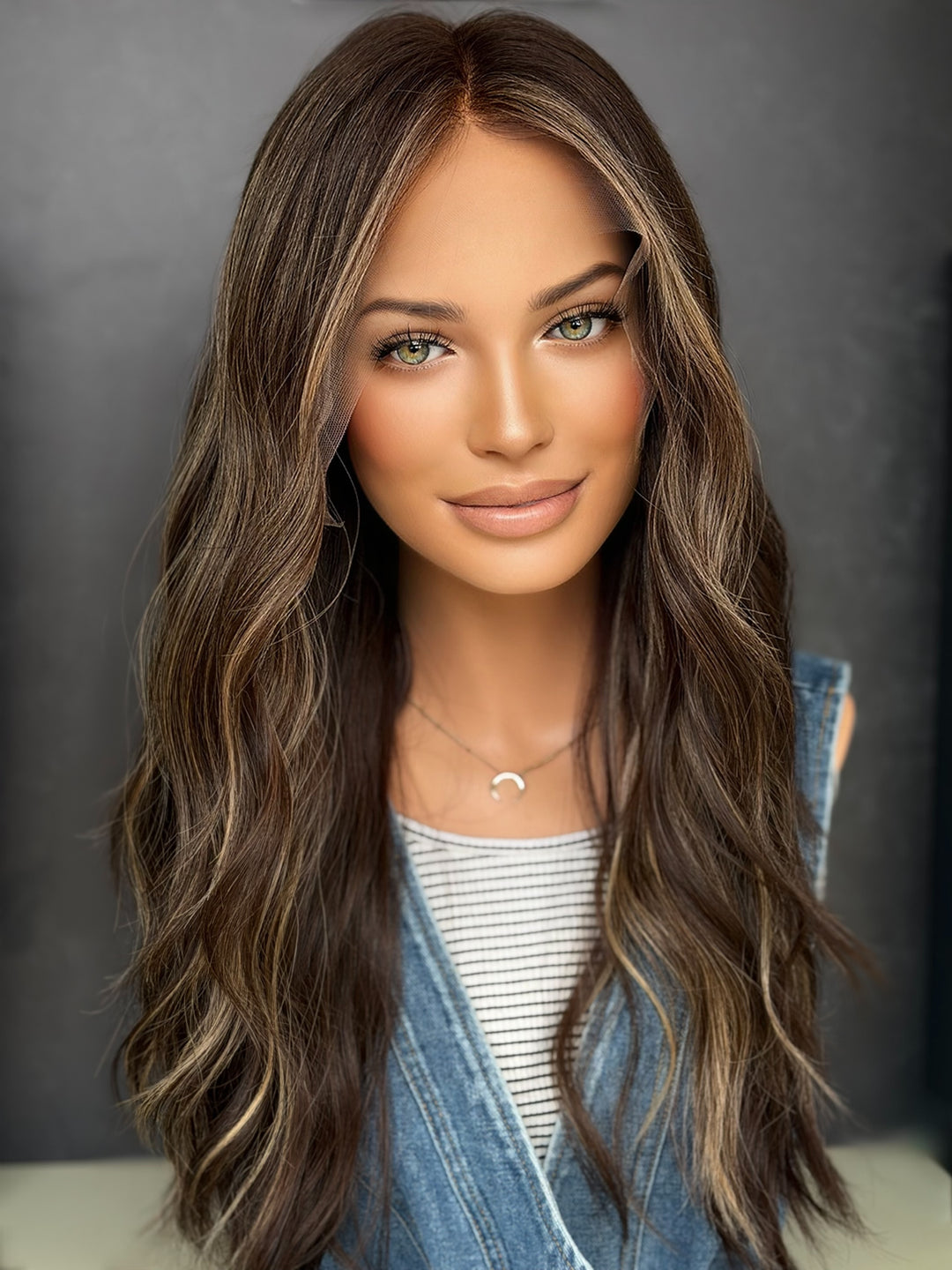 3B2897 22" [M] Lace Top Wig