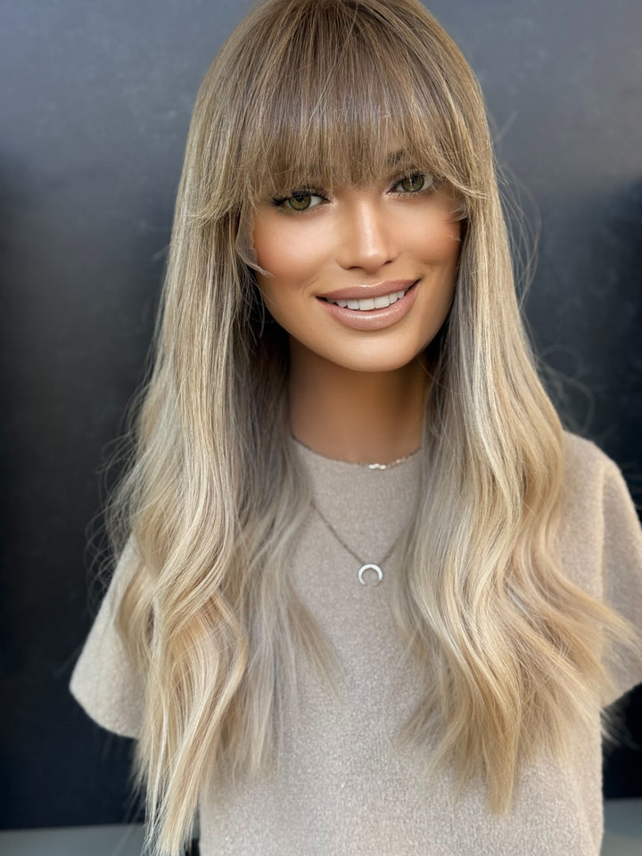 “Champagne Smoke” [M] 21” Lace Top Wig